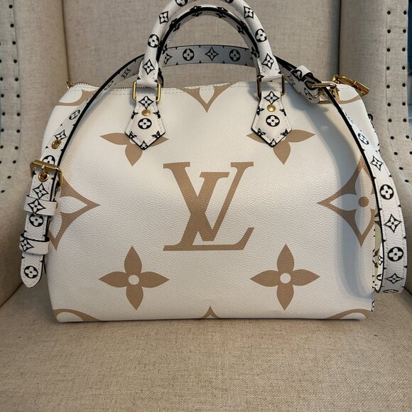 Louis Vuitton Giant Monogram Green Khaki Speedy 30 Bandouliere - Picture 2 of 7